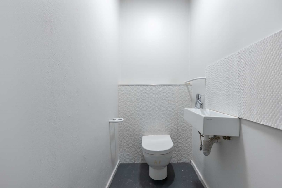 To Let Commercial Property for Rent in Gardens Western Cape